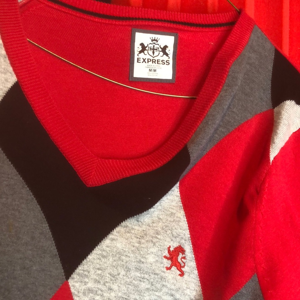 Express - Picture 3 of 4